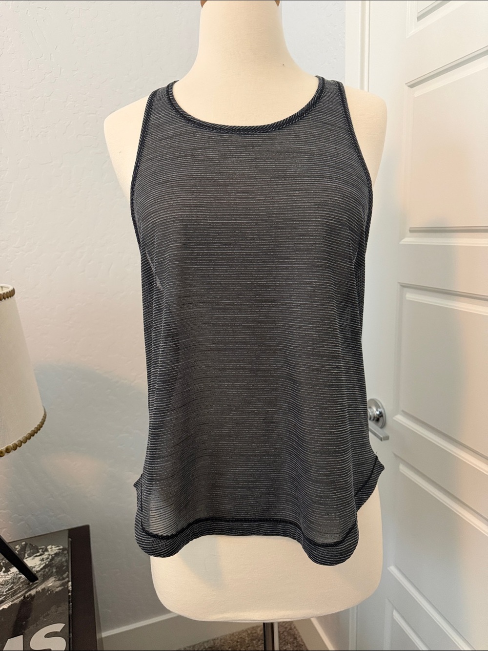 Lululemon Long Distance Tank - Picture 3 of 6